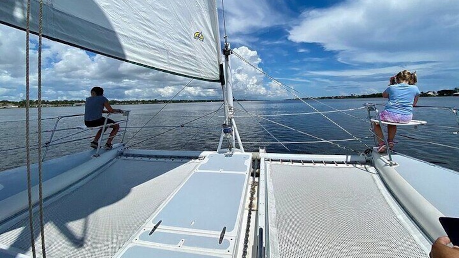 Small-Group Sailing Tour in Daytona Beach