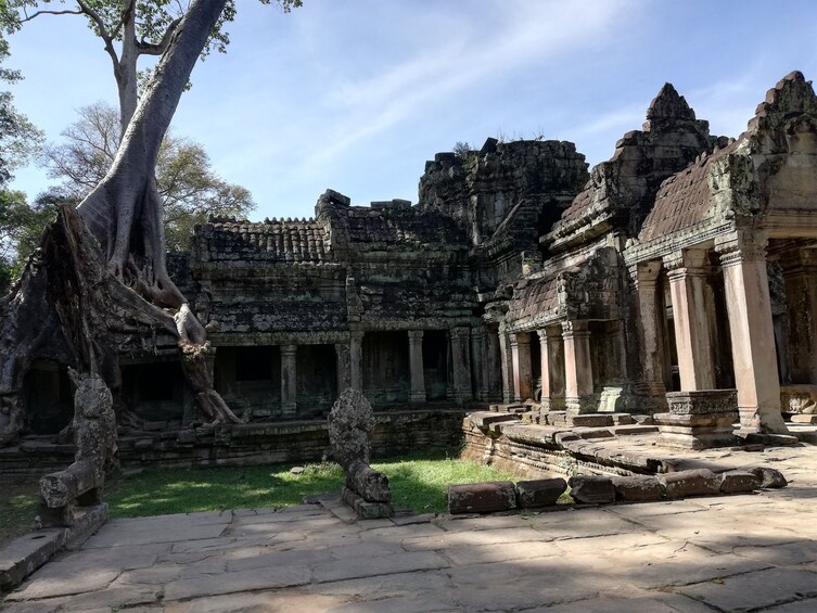 2 Days Angkor Wat and Other Temples Tour