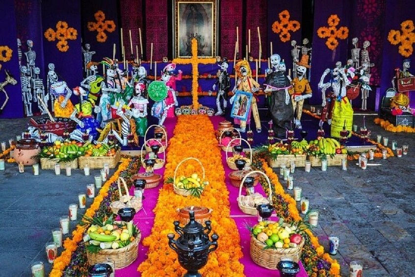 The Day of the Dead Experience with Traditional Snacks