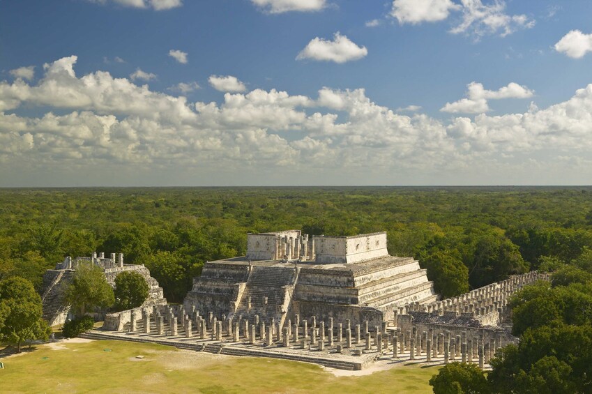 Private Chichen Itza Early Access Guided Tour without Crowds