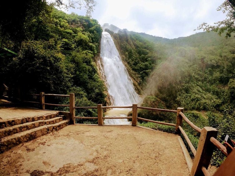 Chiflon Waterfall and Montebello Lakes