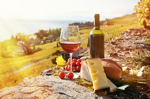 1/2-Day 'Let Your Senses Take Flight' Wine Tour Experience