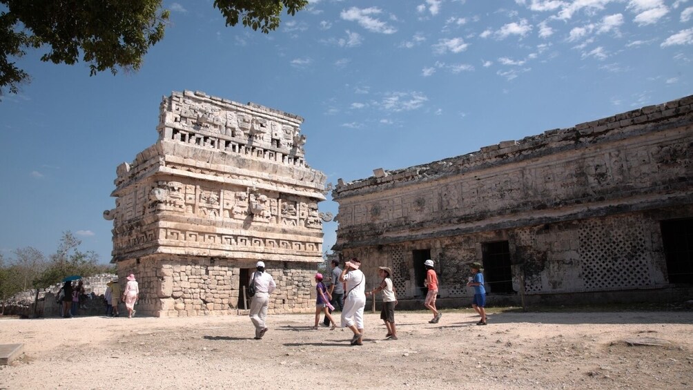 Chichen Itza, Cenote & Valladolid All Inclusive Tour 