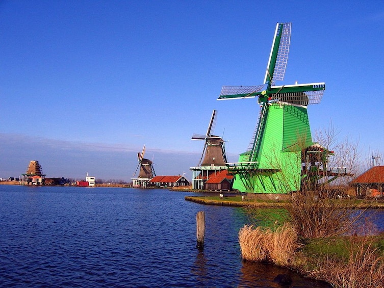 Day Trip to Zaanse Schans, Volendam & Marken