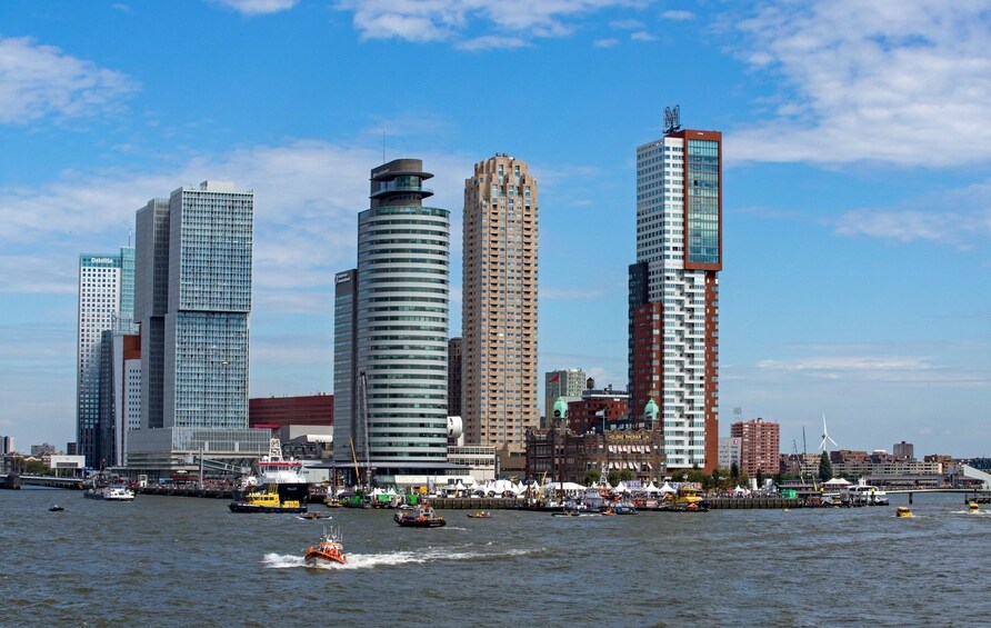 how far is rotterdam from amsterdam        <h3 class=