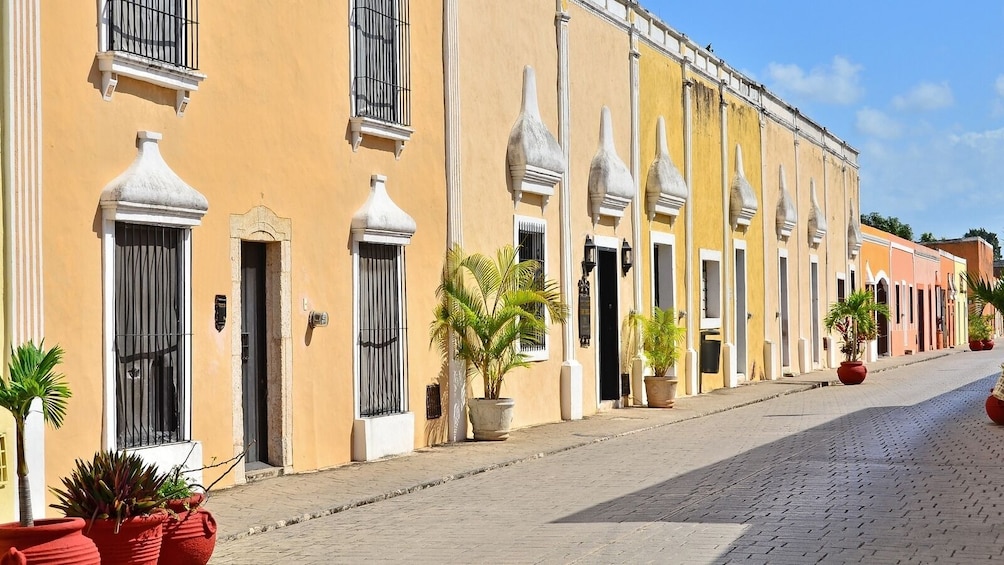Combo saver: Chichen itza + Isla Mujeres catamaran