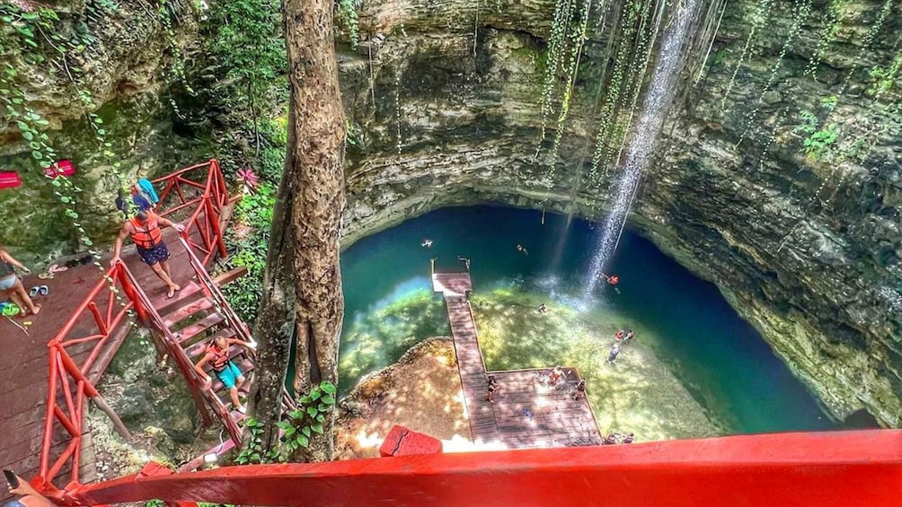 Combo Saver: Chichen Itza & Cenote + Isla Mujeres Catamaran