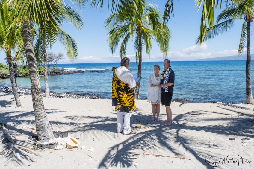 Destination Wedding on the Big island with Pro Photos!