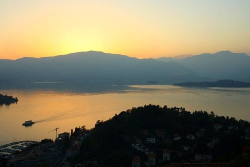 Cannobio: Sunset Cruise on Lake Maggiore
