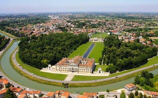 The Venetian Villas and the Brenta Riviera