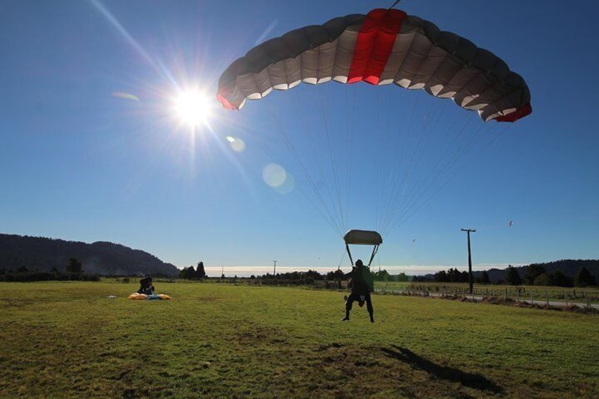 Tandem Skydive Landing Parachute 
