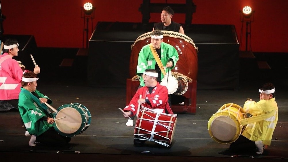 Show item 3 of 3. Make a Japanese Drum
