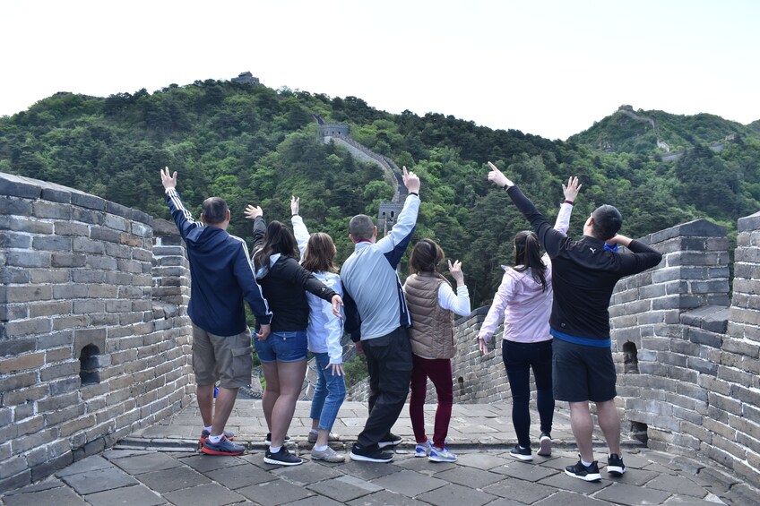 English -Speaking Driver Service to Mutianyu Great Wall 