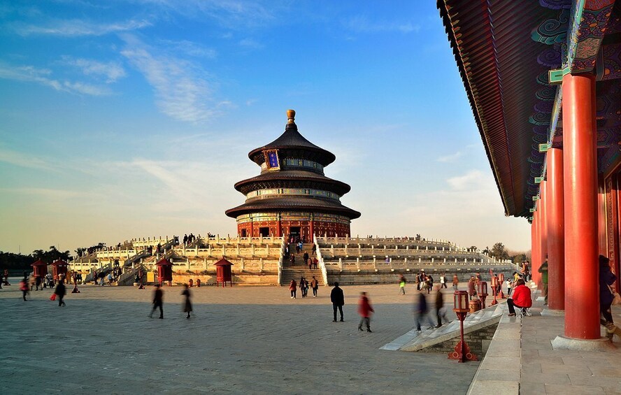 Tai Chi Class and Temple of Heaven Private Tour 