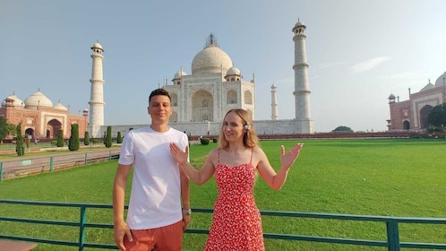 Same Day Taj Mahal - Agra Fort Tour From Jaipur All Including