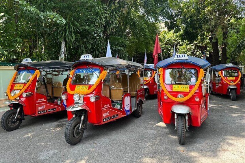 Bangkok Old Town Tuk Tuk Hop-On Hop-Off 