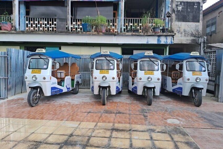 Bangkok Old Town Tuk Tuk Hop-On Hop-Off 