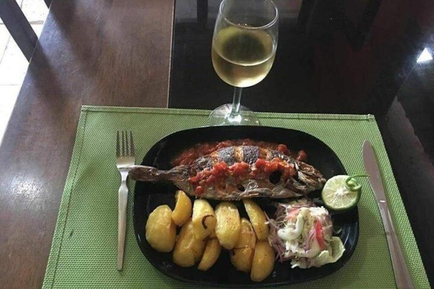 fish with roasted potatoes