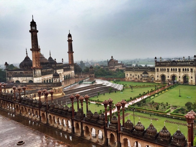Local Day Tour of Lucknow 