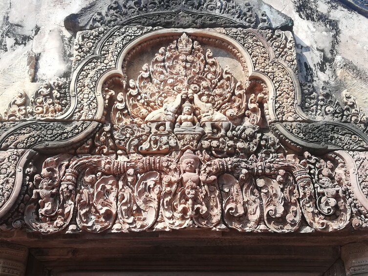 Kulen Mountain National Park and Banteay Srei Temple Tour