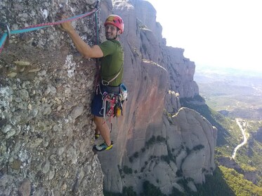 Barcelona, Montserrat, Guided Rock Climbing with Pickup