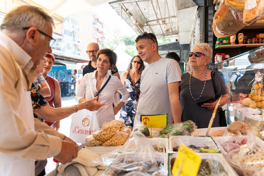 Small-group Street food tour in Modica