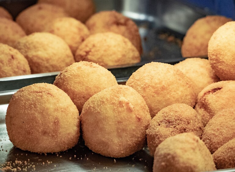 Small-group Street food tour in Modica