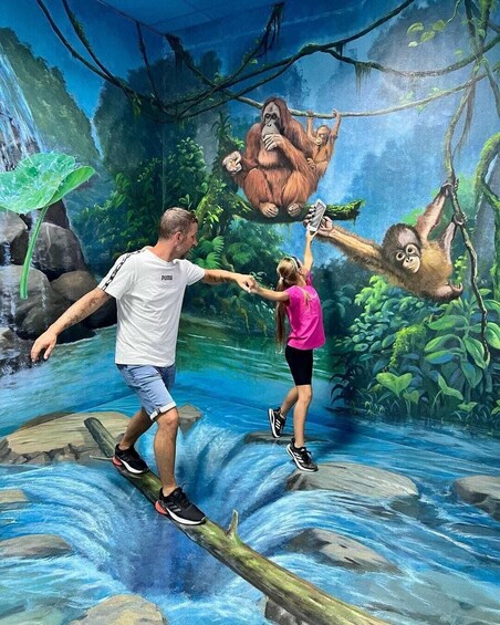 3D World Dubai, Trick-Art Selfie Museum