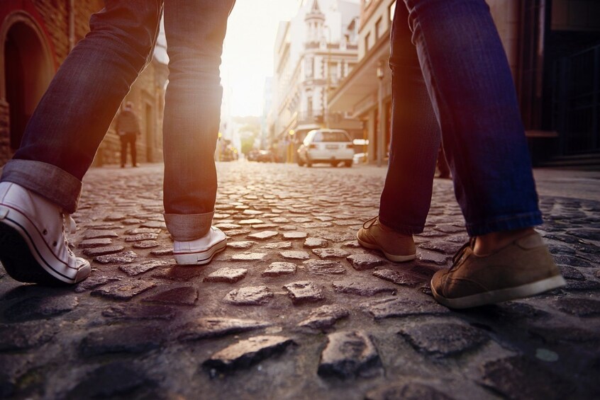 Couple walking in Berlin
