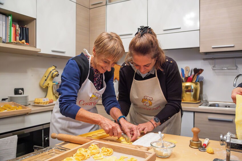 Pasta-making class at a local's home with tasting in Asti