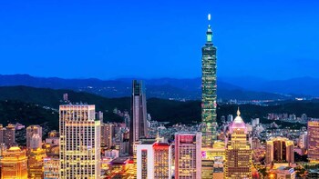 Taipei 101 & Din Tai Fung Night Tour – Half Day