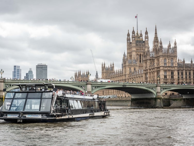 Westminster Tour, River Cruise & Tower of London Entry