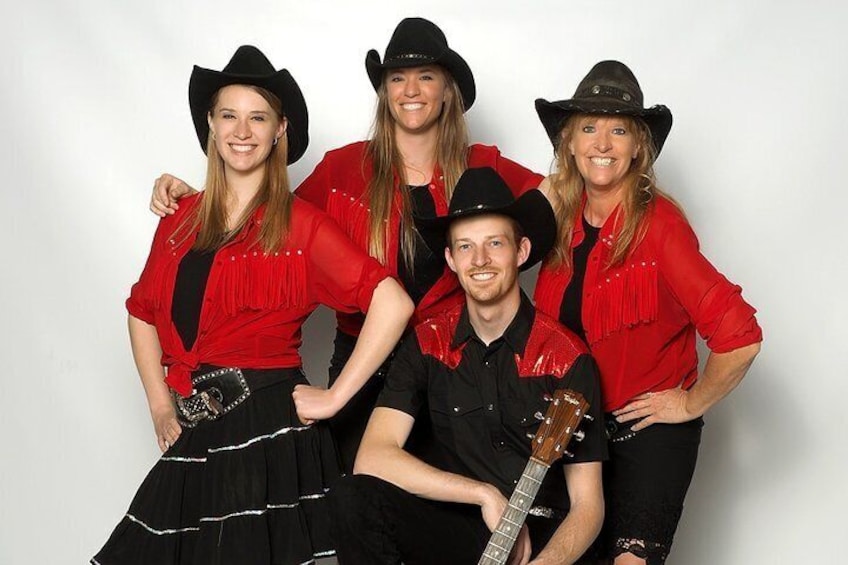 Chuck Wagon Dinner and Show at the Firelight Barn in Henderson