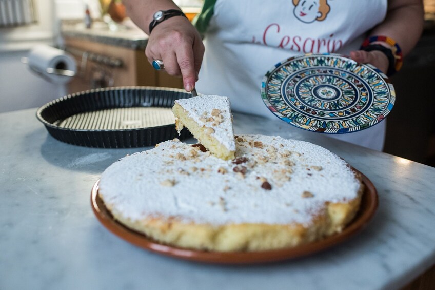 Dinnner at a local's home in Pisa with show cooking