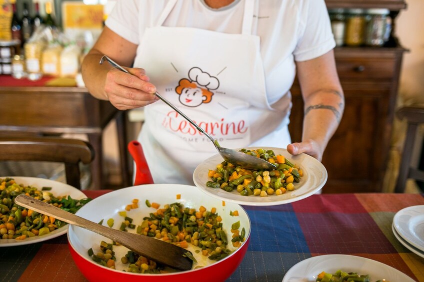 Dinner at a Cesarina's home in Perugia with show cooking