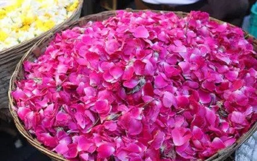 Mallick Ghat-Flower Market Morning Walking Tour Kolkata