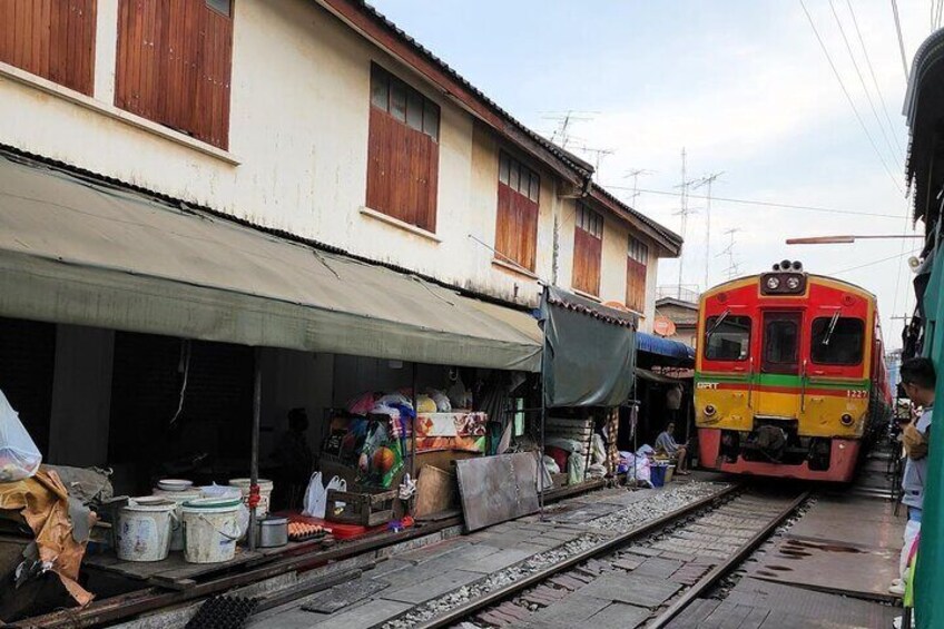 Private Floating Market and Ayutthaya World Heritage Sites Tour
