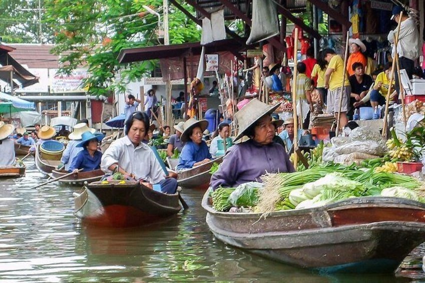 Private Tour: Damnoen Saduak Floating Market from Bangkok (SHA Plus)