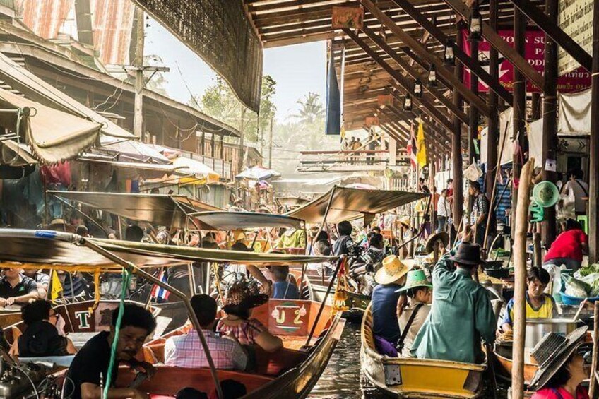 Private Tour: Damnoen Saduak Floating Market from Bangkok (Multi Languages)