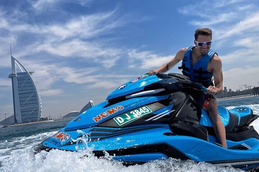 30-Minute Jet Ski Tour of Dubai: Burj Al Arab