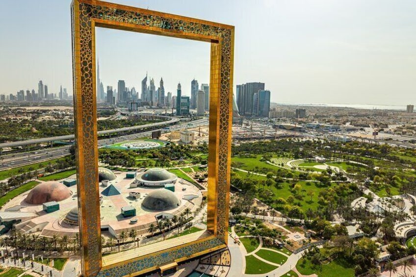 Dubai City Tour: Frame Tickets, Creek, Souks, Blue Mosque & Abra