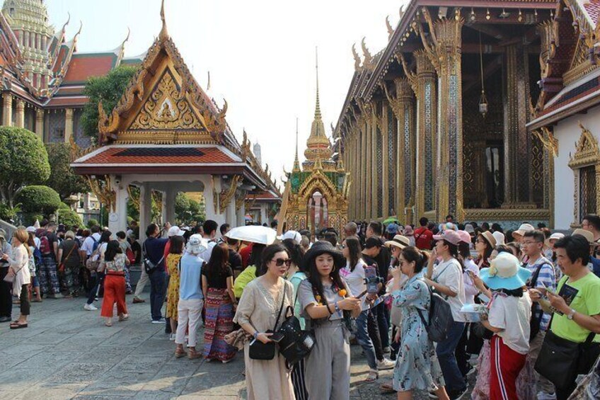 Bangkok: Full day Private Guide Tour + Grand Palace Entry Ticket