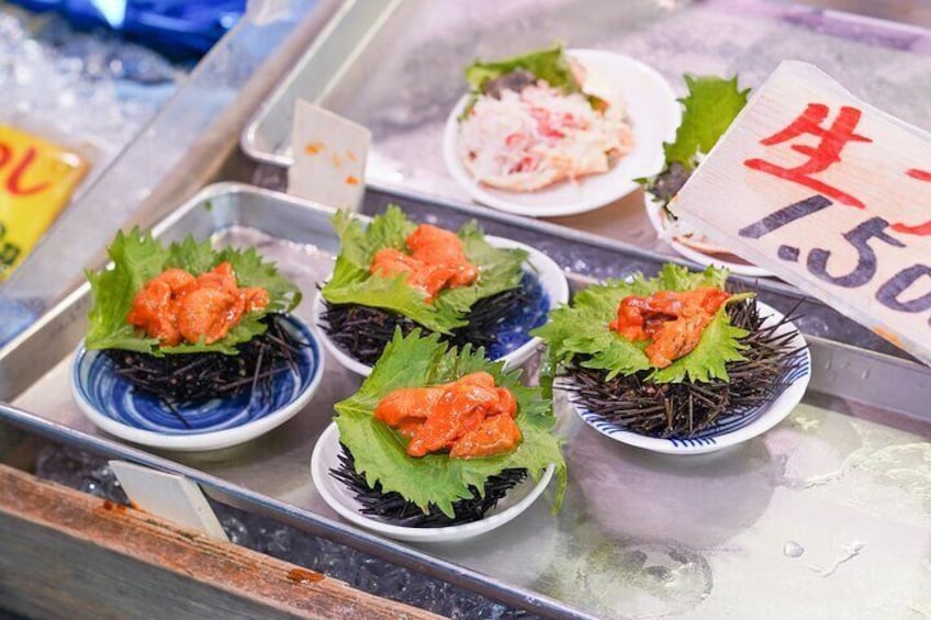Tsukiji Fish Market Walking Food Tour