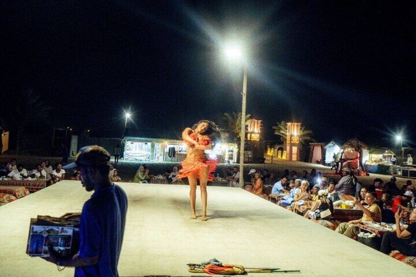 Al Madam Red Sand Safari with BBQ Dinner & Traditional Show