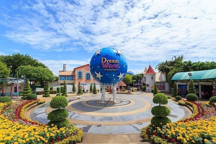 Bangkok Dream World Theme Park Admission Ticket