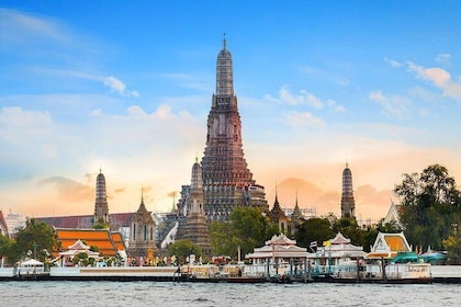 Bangkok Heritage Experience: Grand Palace & Three Temples Tour
