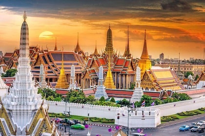 All Bangkok Landmarks Tour- GrandPalace WatTraimit WatPho WatArun