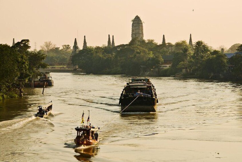 Sunset Selfie Boat Ride @ "Ayutthaya" - A World Heritage Evening Trip