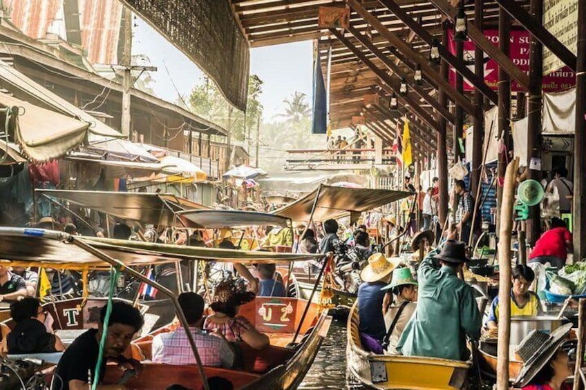 Maeklong Railway Market & Damnoensaduak Floating Market Tour (Multi Languages)