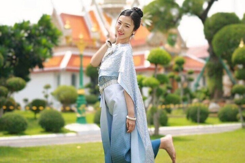 Choose Thai Dress with Photographer option for authentic Traditional Thai Costume experience with 20 picture delivered to you online by professional photographer